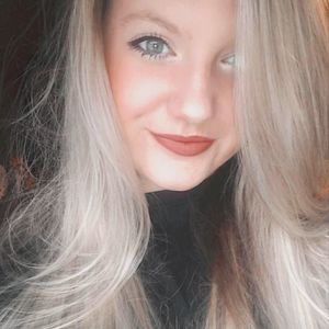 Meet your Posher, Renee